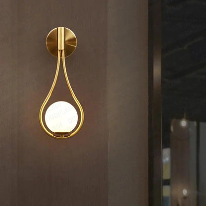 Modern Nordic Wall Light: Gold & Black | Elegant Home Decor