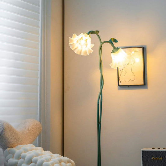 Calla Lily Flower Floor Lamp - Modern LED Lamp with Green Matte Finish - Home Decor Lighting